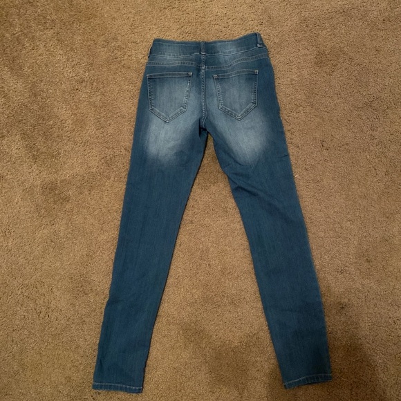 mid rise cello jeans size 5 - Picture 3 of 3